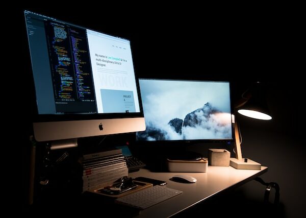 Web Design Strategies for Canadian Businesses: Enhancing Online Presence and Customer Experience
